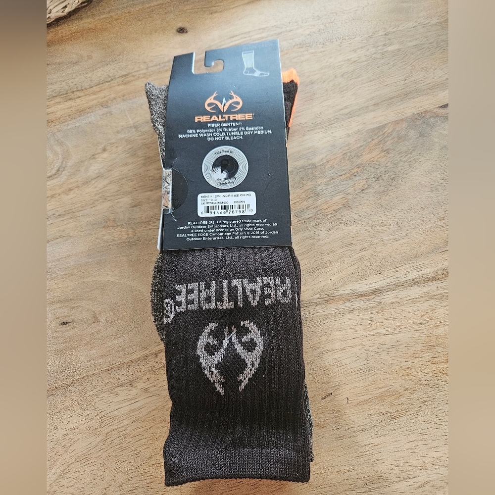 New Real Tree socks- 2 pair - Picture 5 of 7